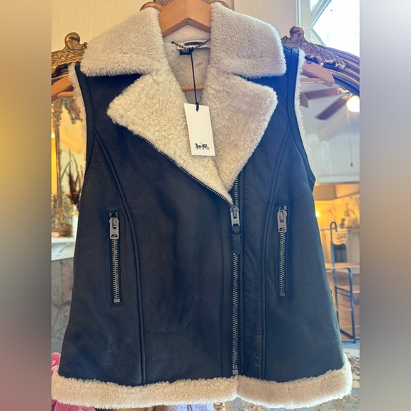 NWT Coach Black Leather Vest with Fully lined Shearling - Picture 1 of 7